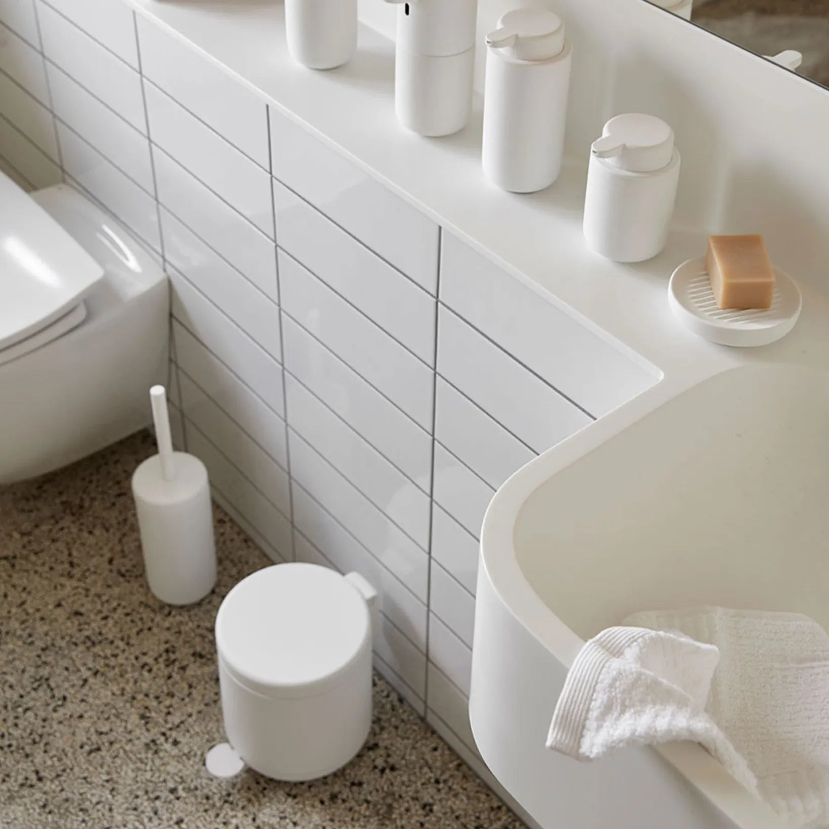 Ume pedalspand 4 L white